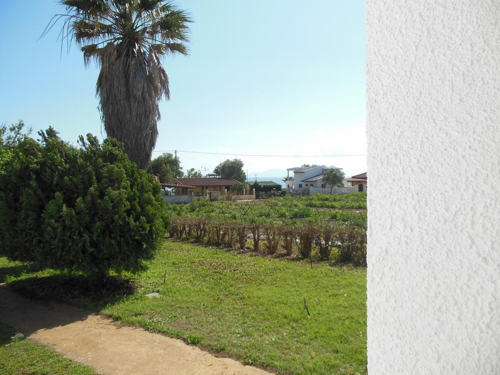 Helonata Apartments Arkoudi Exterior foto